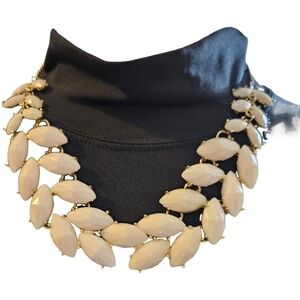 Elegant Beige Necklace